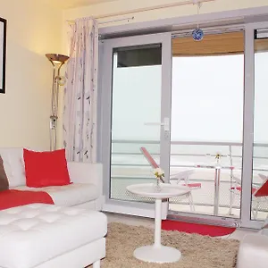 https://apartment-zeezicht.ostend-hotel.net